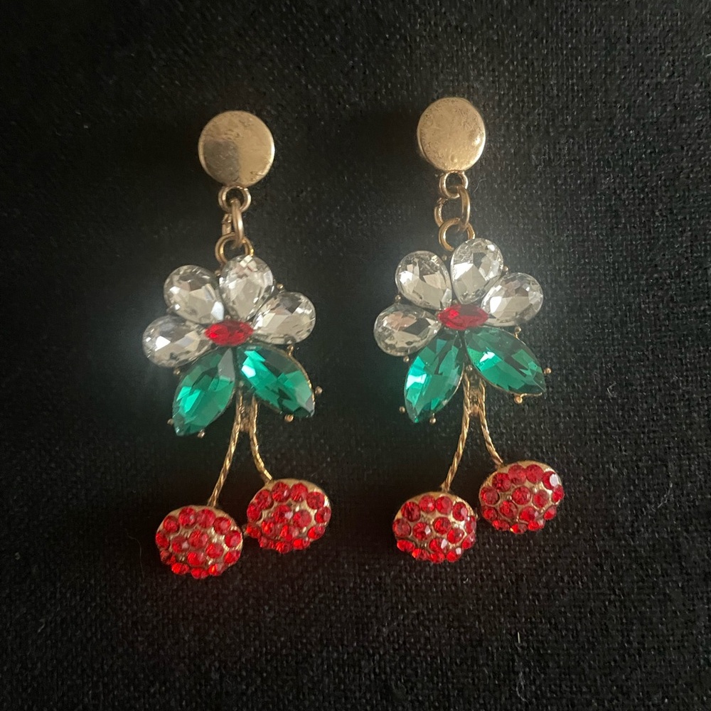 BNWT Gold and Red Cherry Blossom dangle Earrings